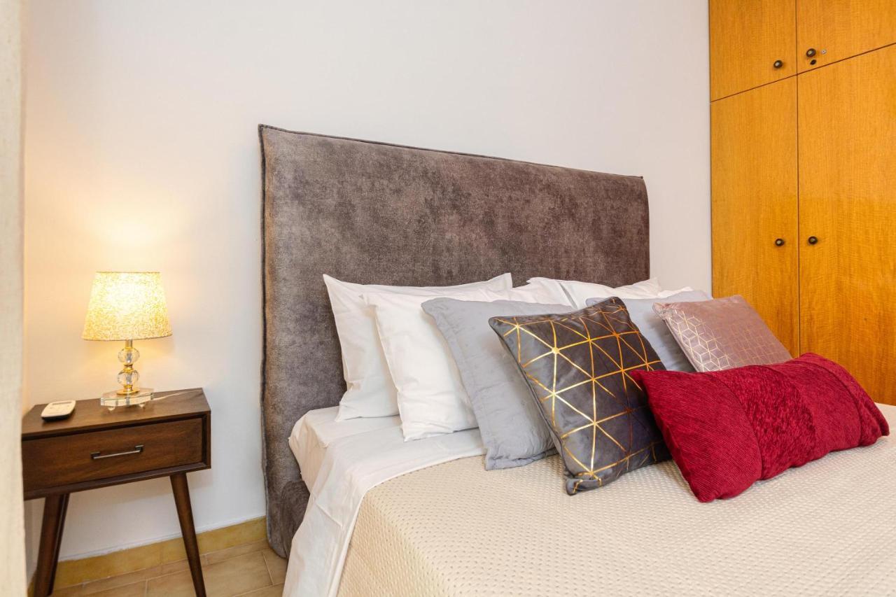 Casa Di Flora Luxurious In Rhodes Hébergement de vacances